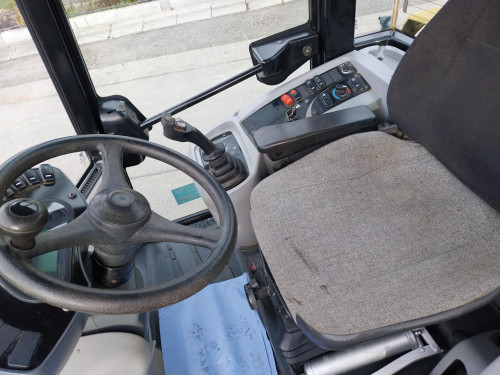 Radlader Cat 906M