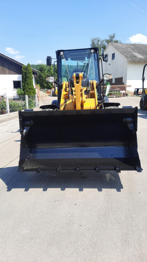 Radlader Cat 908M