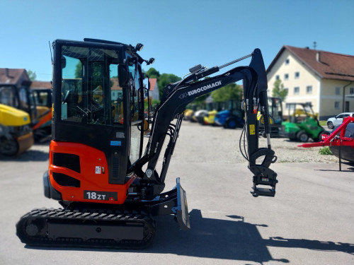 Minibagger Eurocomach 18 ZT mit Powertilt