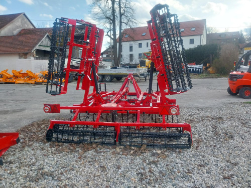 Kultivator Coral Plus Saatbettkombination Egge 4,2m - 6m Grubber