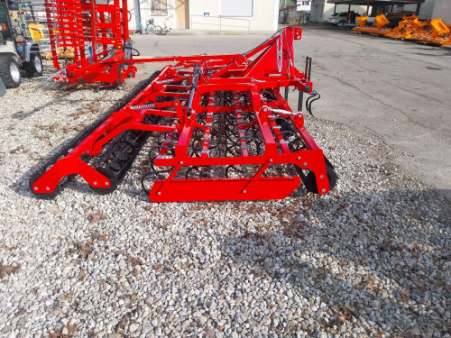 Kultivator Coral Plus Saatbettkombination Egge 4,2m - 6m Grubber