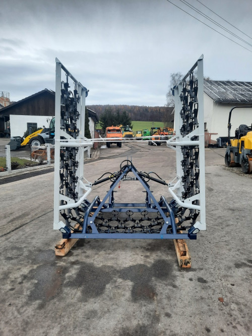 neue Wiesenegge 6m Arbeitsbreite